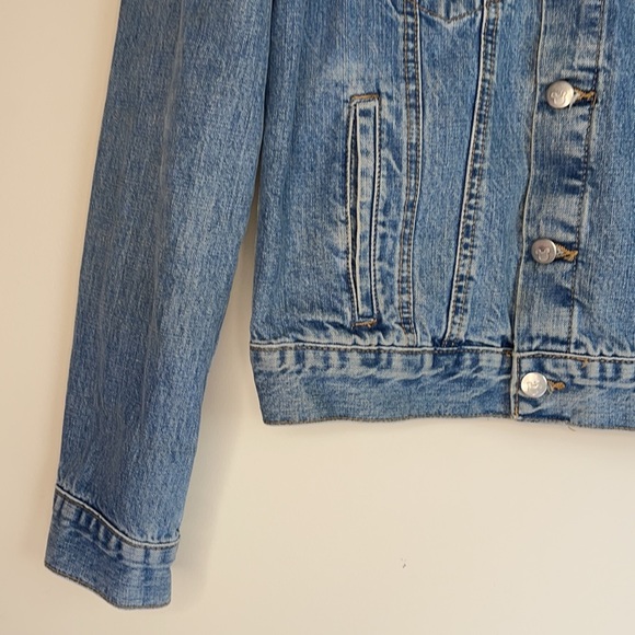 ZARA | Disney x Mickey Mouse denim jacket - Picture 4 of 15